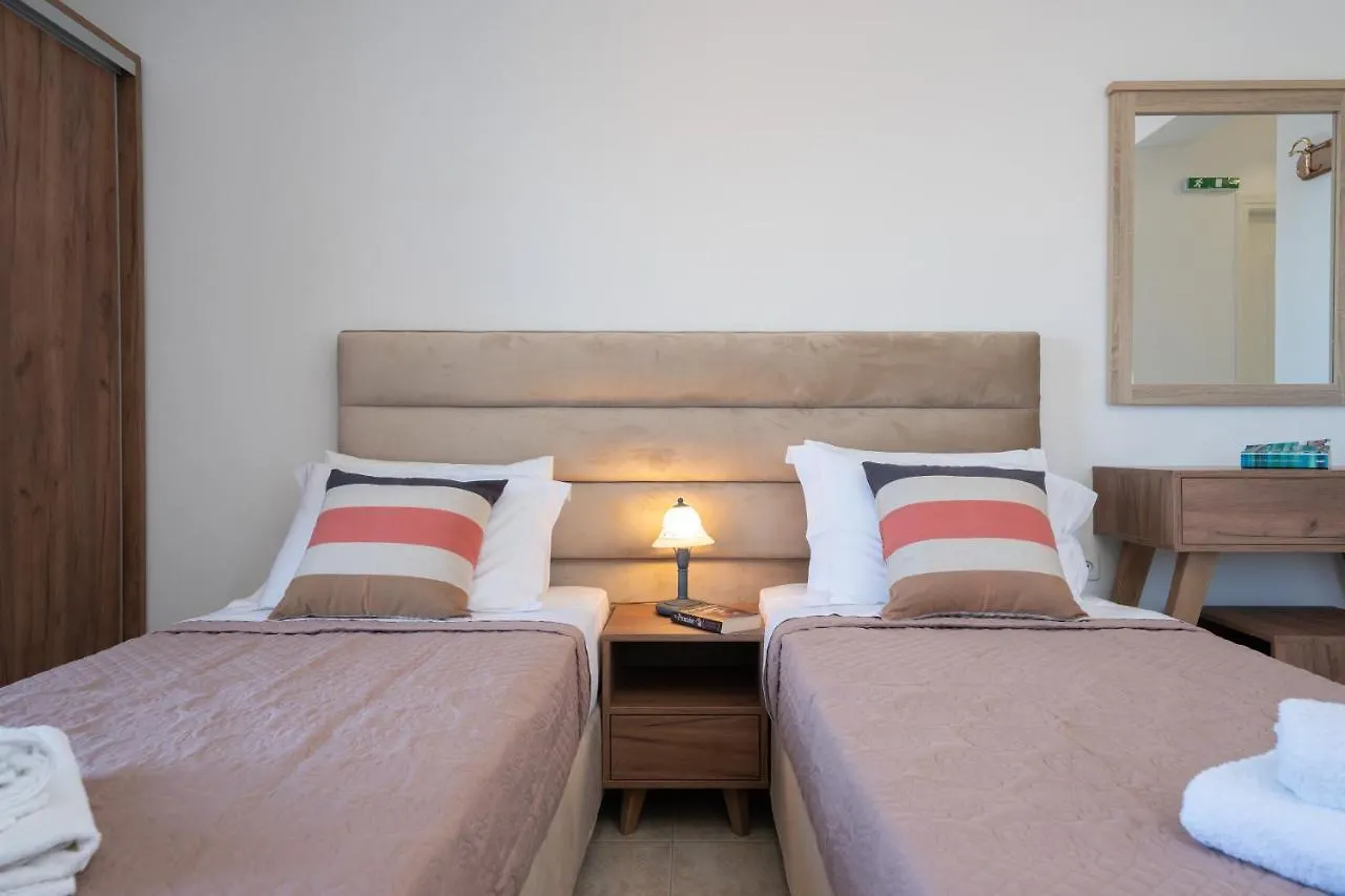 Dimitris Studios Karavomylos Apartment