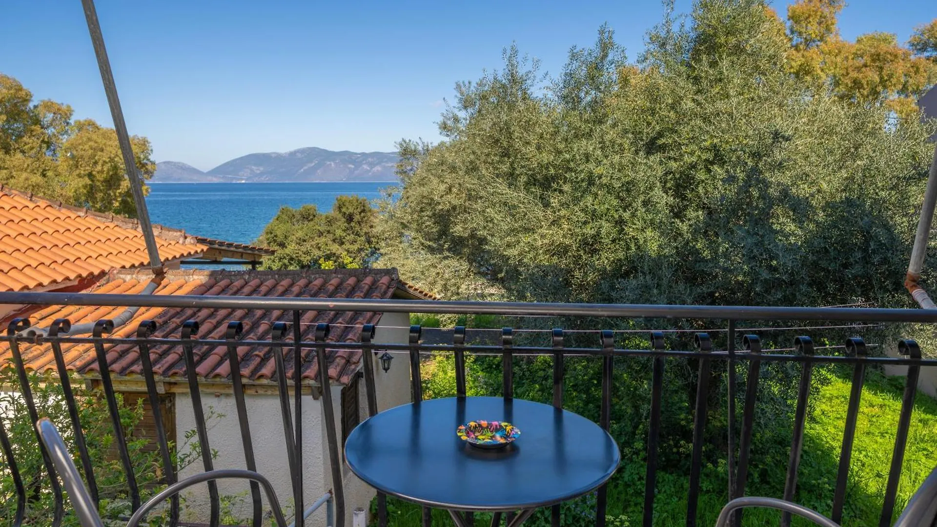 Dimitris Studios Karavomylos Apartment