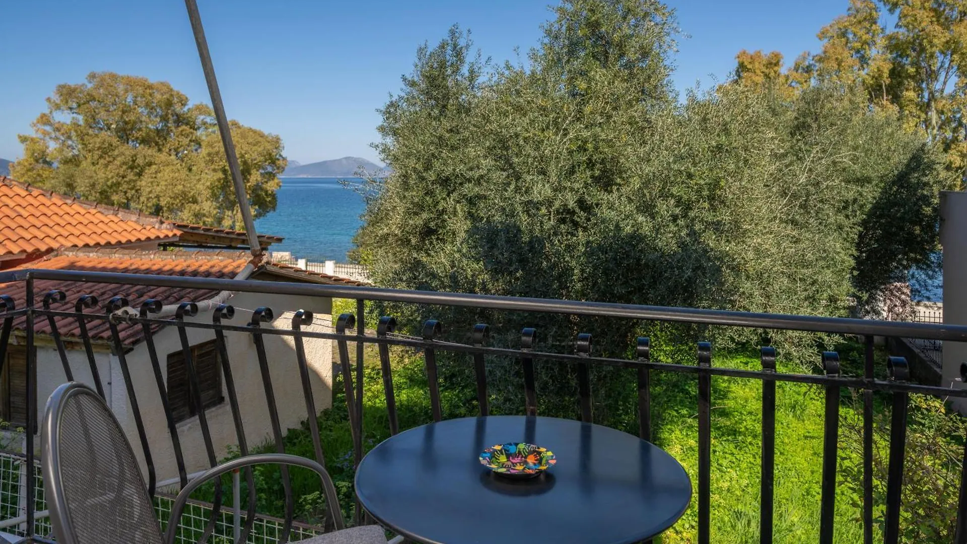 Dimitris Studios Karavomylos 0*,  Greece