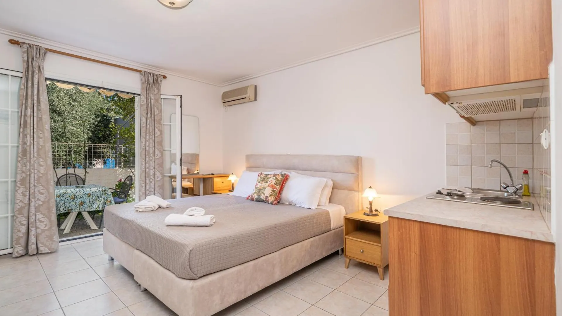 Appartement Dimitris Studios Karavomylos