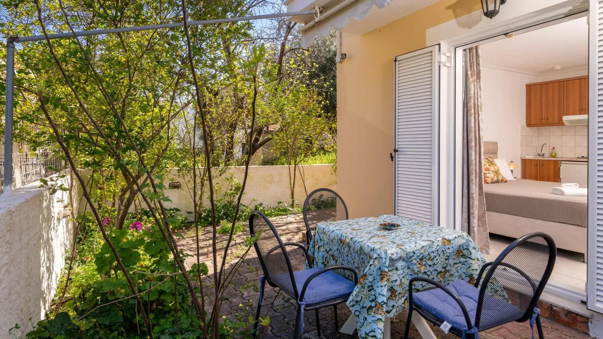 Dimitris Studios Karavomylos Appartement